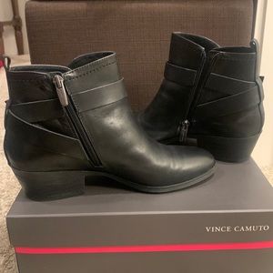 Black Vince Camino leather boots